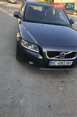 Volvo V50 2011