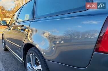 Универсал Volvo V50 2012 в Киеве