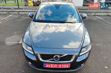 Универсал Volvo V50 2012 в Киеве