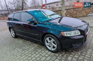 Универсал Volvo V50 2011 в Березному