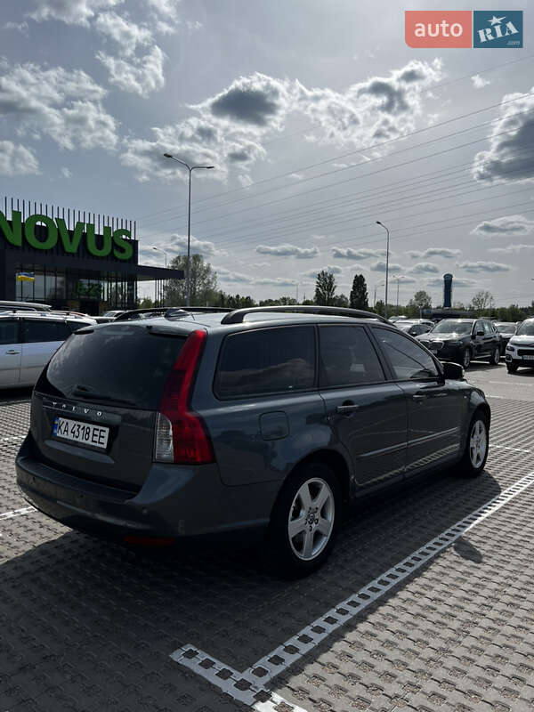 Универсал Volvo V50 2009 в Киеве
