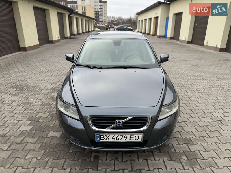 Универсал Volvo V50 2008 в Хмельницком