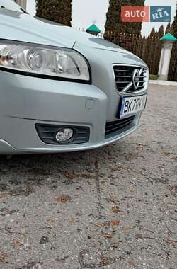 Универсал Volvo V50 2012 в Дубно