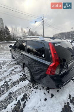 Універсал Volvo V50 2010 в Львові