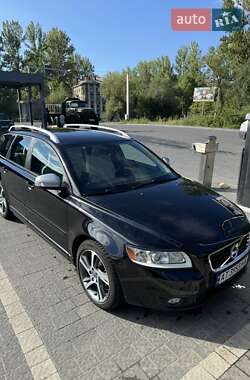 Volvo V50 2011