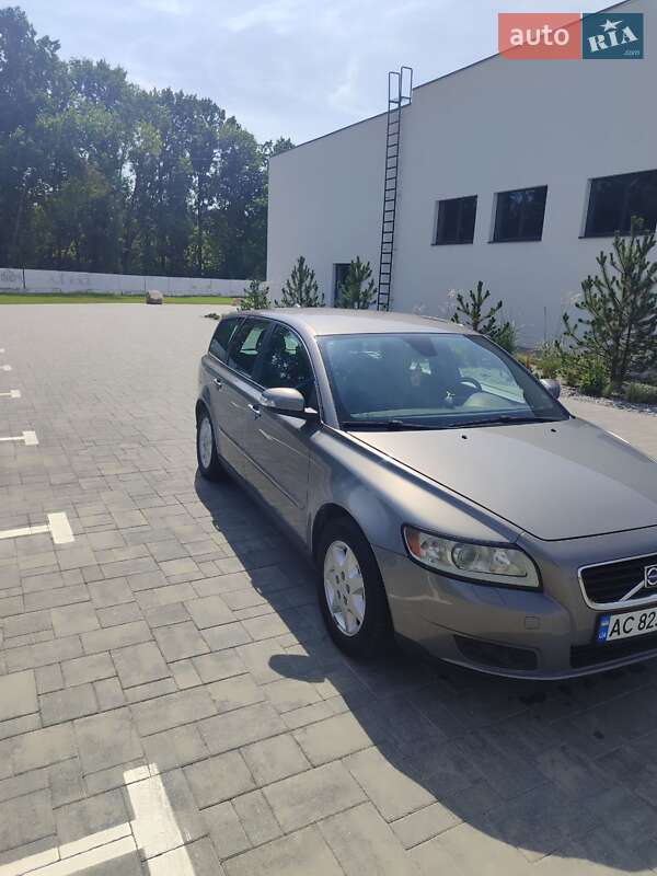 Універсал Volvo V50 2008 в Луцьку