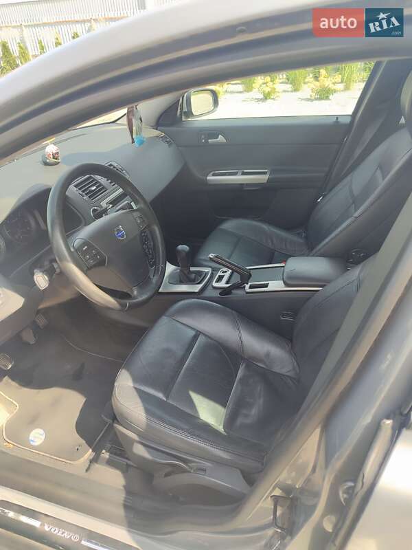 Універсал Volvo V50 2008 в Луцьку