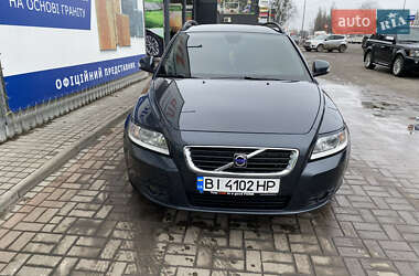 Універсал Volvo V50 2010 в Полтаві