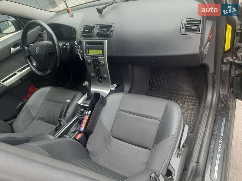 Универсал Volvo V50 2006 в Киеве