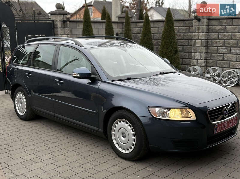 Універсал Volvo V50 2011 в Дубні