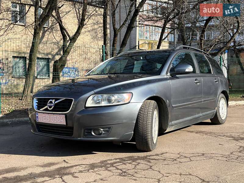 Универсал Volvo V50 2011 в 
