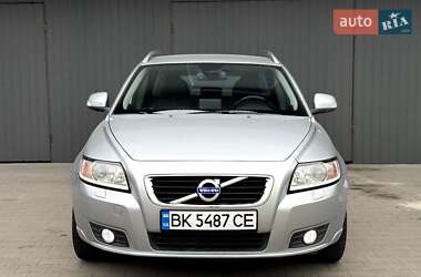 Volvo V50 2011