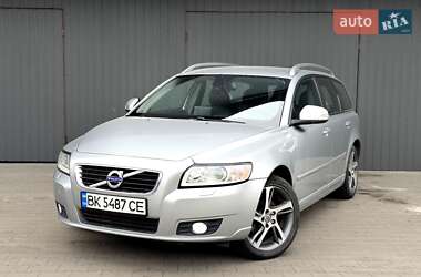 Универсал Volvo V50 2011 в Сарнах