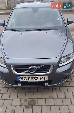 Универсал Volvo V50 2010 в Львове