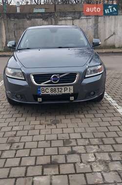 Volvo V50 2010