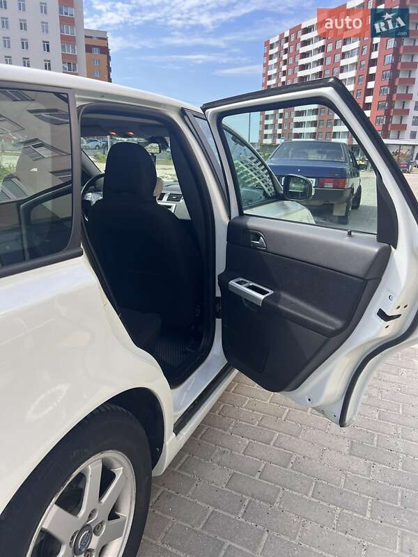 Універсал Volvo V50 2011 в Тернополі
