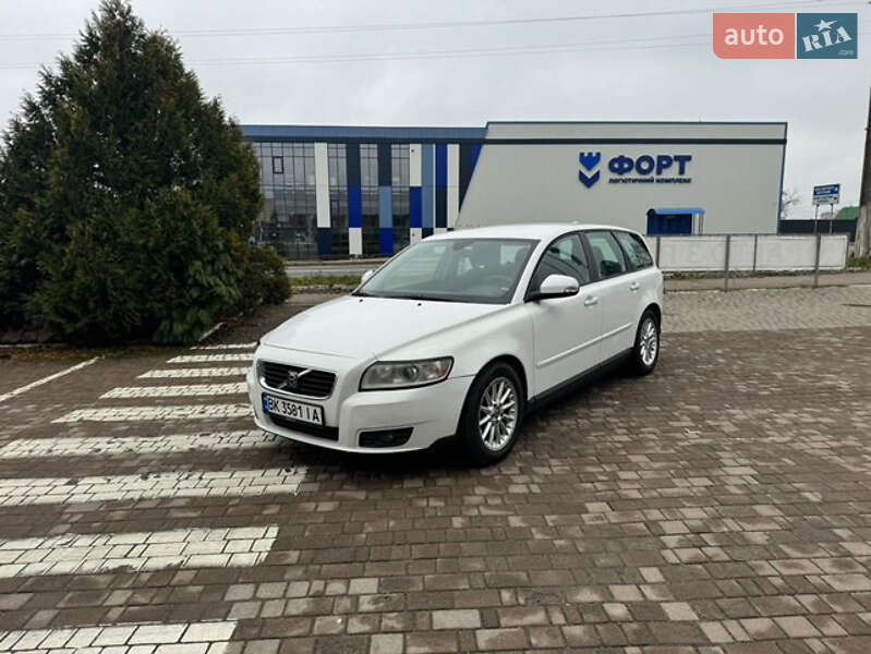 Универсал Volvo V50 2010 в Ровно