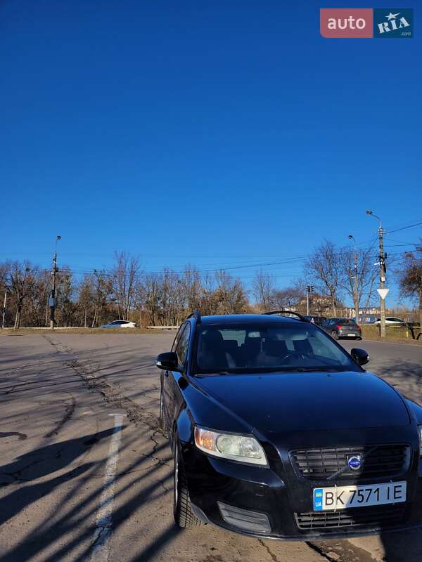 Універсал Volvo V50 2010 в Рівному