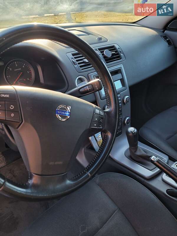 Універсал Volvo V50 2010 в Рівному
