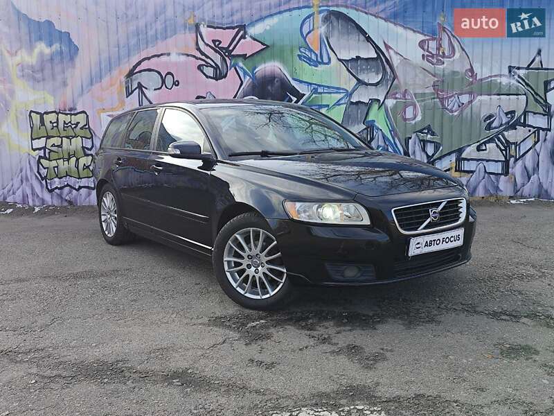 Универсал Volvo V50 2008 в Киеве