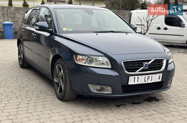 Универсал Volvo V50 2010 в Староконстантинове