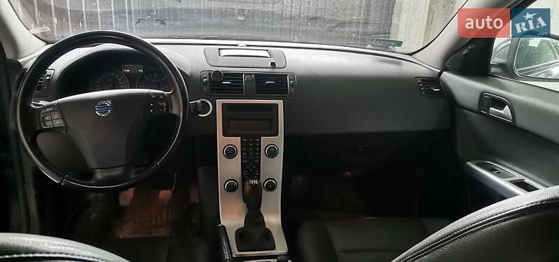 Volvo V50 2011