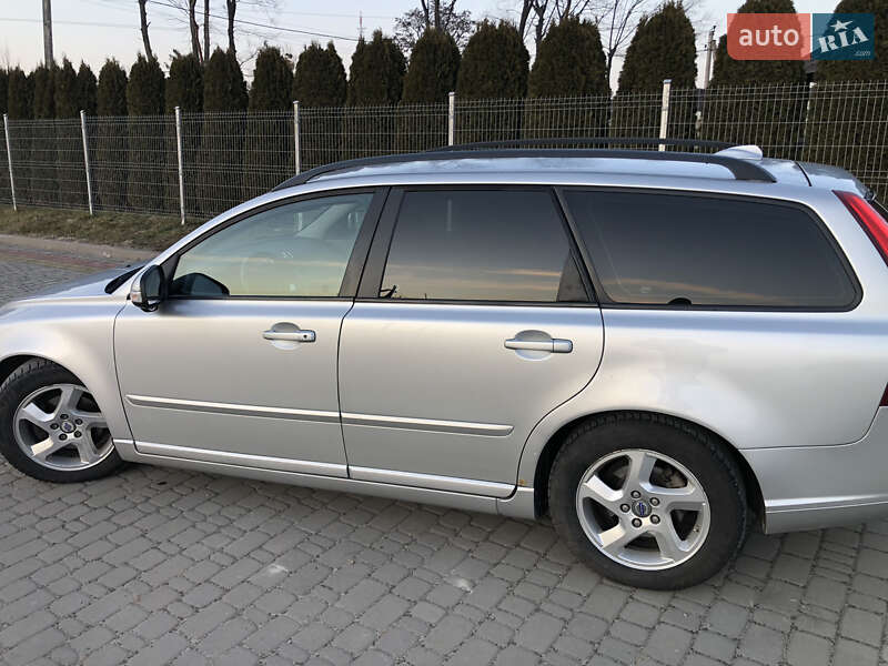 Универсал Volvo V50 2011 в Николаеве фото 3 Универсал Volvo V50 2011 в Николаеве