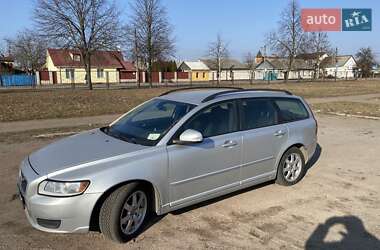 Універсал Volvo V50 2011 в Житомирі