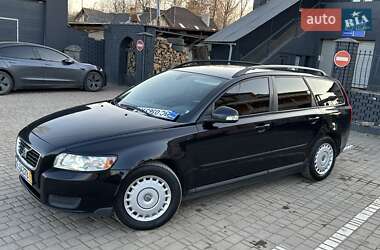 Універсал Volvo V50 2010 в Львові