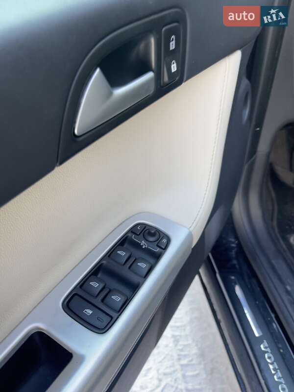 Универсал Volvo V50 2011 в Харькове