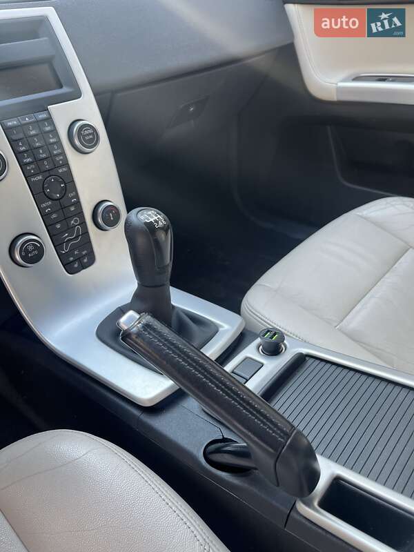 Универсал Volvo V50 2011 в Харькове