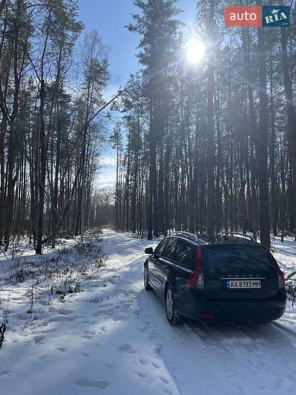 Универсал Volvo V50 2011 в Харькове
