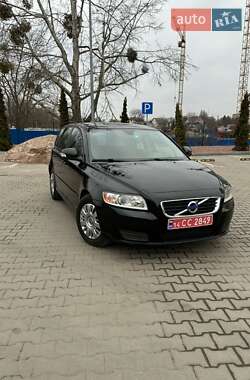 Універсал Volvo V50 2011 в Житомирі