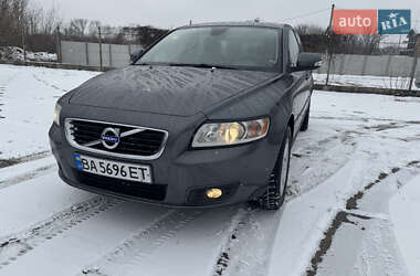 Універсал Volvo V50 2009 в Кропивницькому