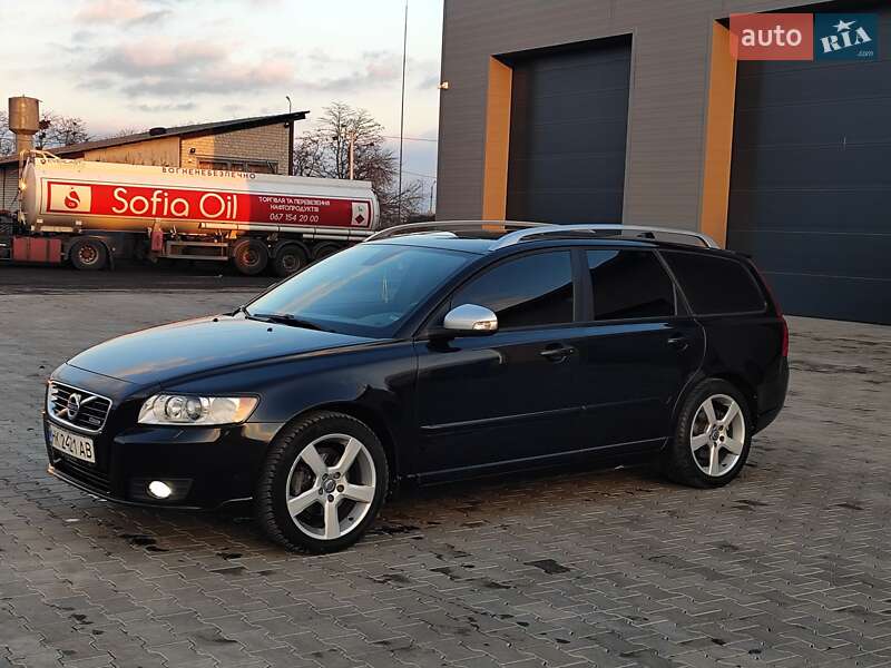 Універсал Volvo V50 2011 в Сарнах