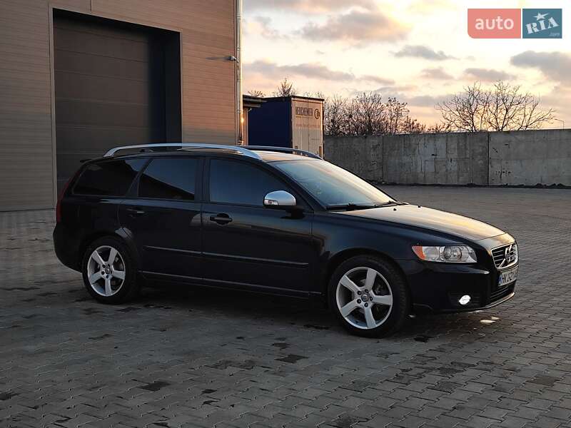 Універсал Volvo V50 2011 в Сарнах
