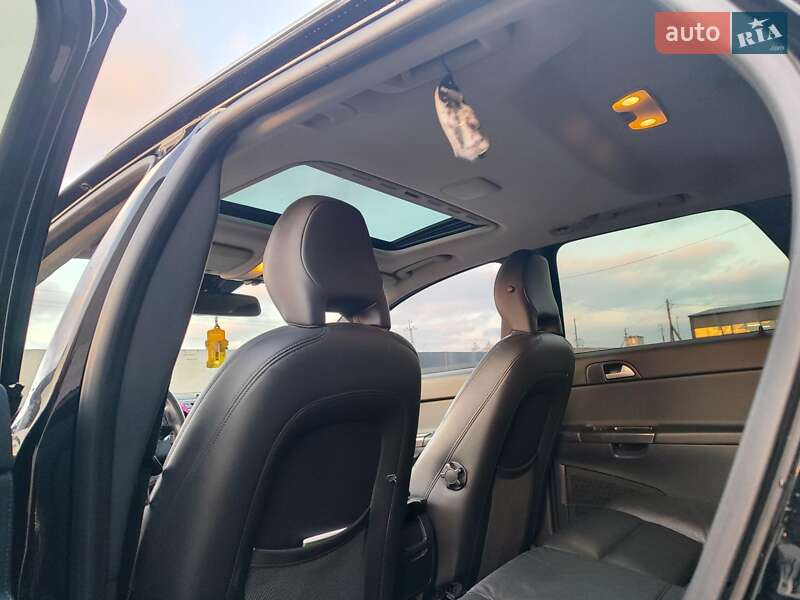 Універсал Volvo V50 2011 в Сарнах