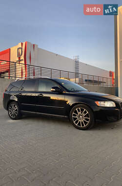 Универсал Volvo V50 2010 в 