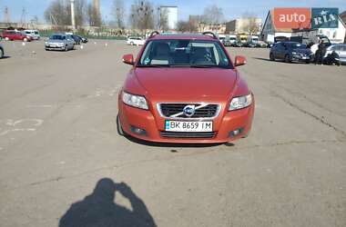 Универсал Volvo V50 2010 в 