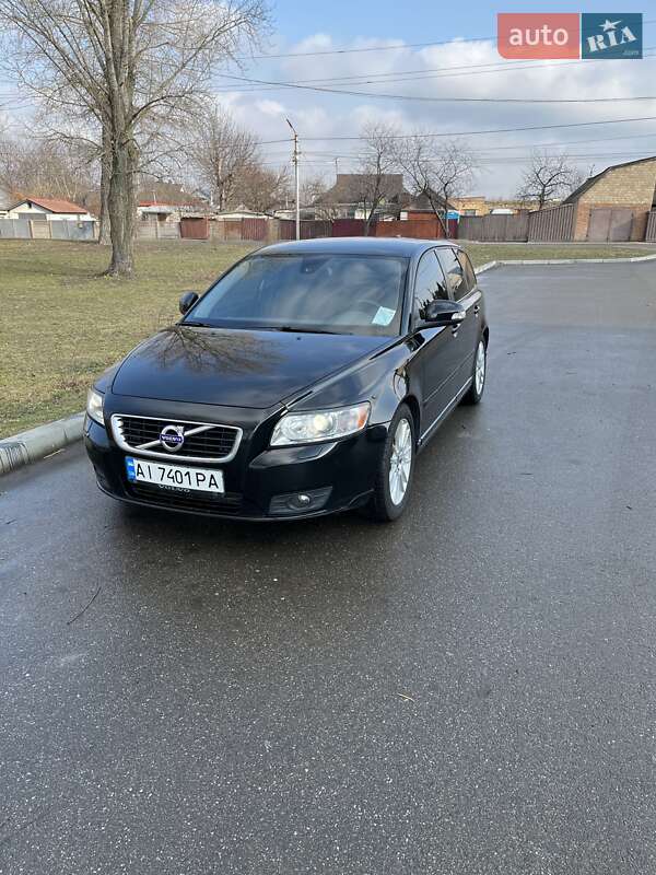 Volvo V50 2010