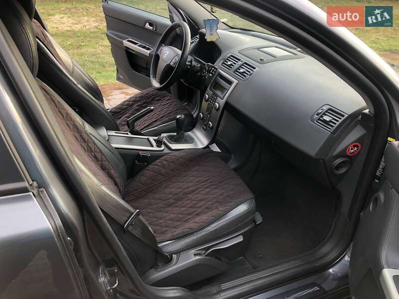 Універсал Volvo V50 2008 в Карлівці