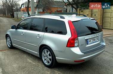 Универсал Volvo V50 2010 в 