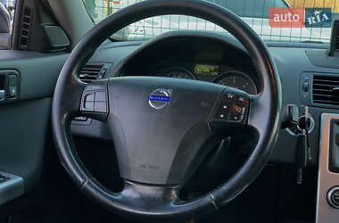 Универсал Volvo V50 2010 в 