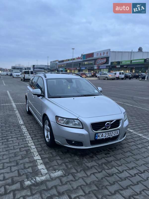 Универсал Volvo V50 2010 в Софиевской Борщаговке фото 5 Универсал Volvo V50 2010 в Софиевской Борщаговке