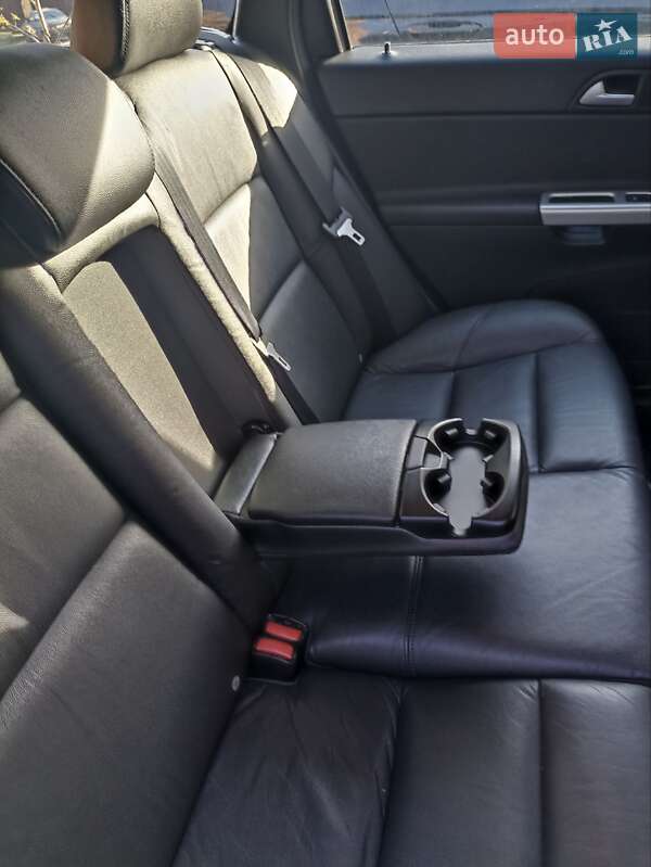 Универсал Volvo V50 2011 в Виньковцах