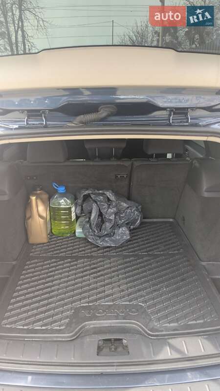 Універсал Volvo V50 2010 в Тульчині