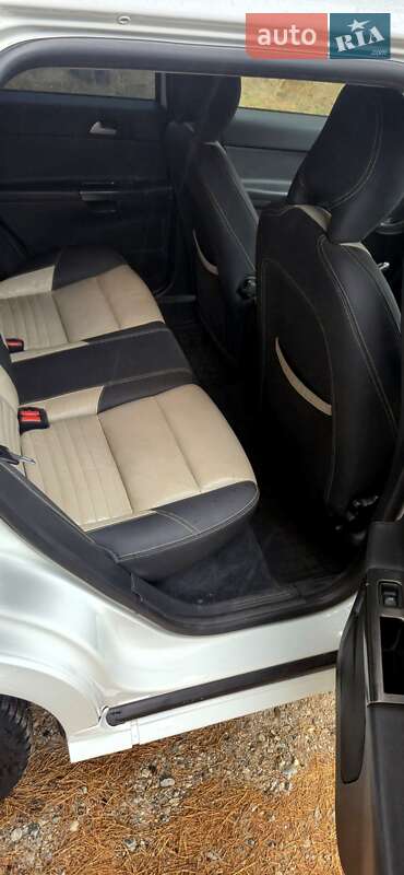 Універсал Volvo V50 2011 в Києві фото 8 Універсал Volvo V50 2011 в Києві