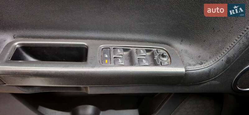 Універсал Volvo V50 2011 в Києві фото 40 Універсал Volvo V50 2011 в Києві