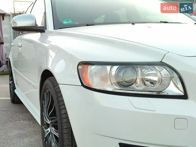 Volvo V50 2010