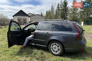 Универсал Volvo V50 2010 в 